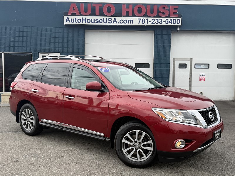 Red 2014 Nissan Pathfinder SUV / Crossover Four-Wheel Drive Automatic