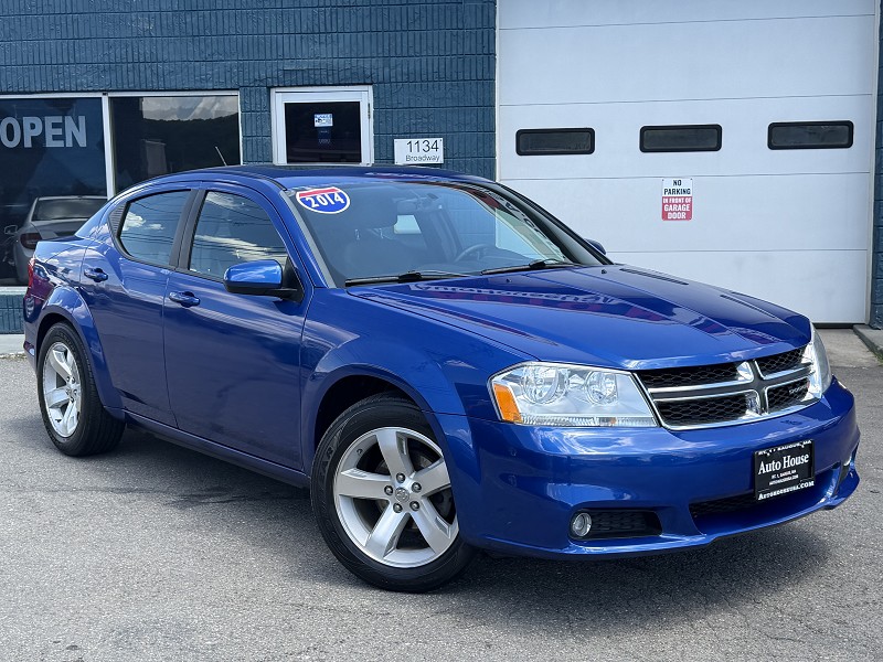Blue 2014 Dodge Avenger Sedan Front-Wheel Drive Automatic