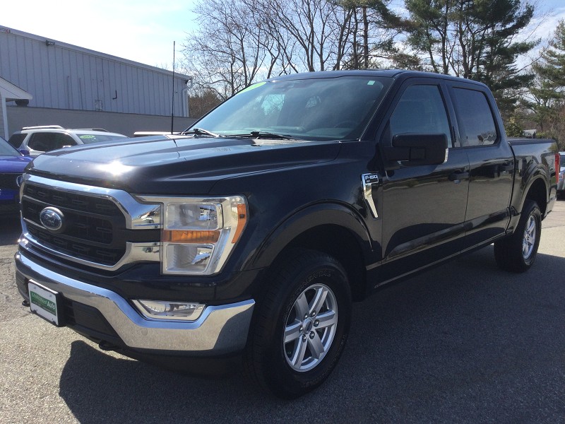 View vehicle photo 4