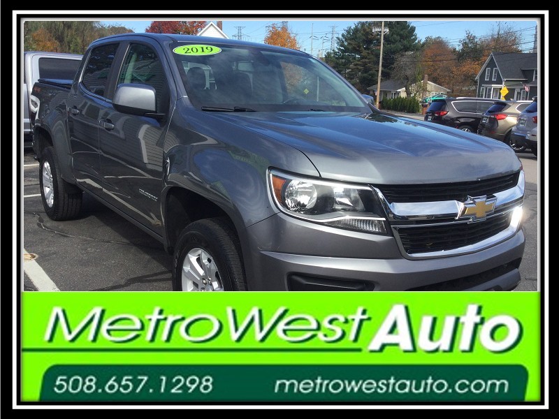 Gray 2019 Chevrolet Colorado Pickup Truck Four-Wheel Drive Automatic