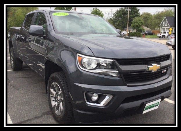 Gray 2017 Chevrolet Colorado Z71 Crew Cab 4WD Pickup Truck Four-Wheel Drive Automatic