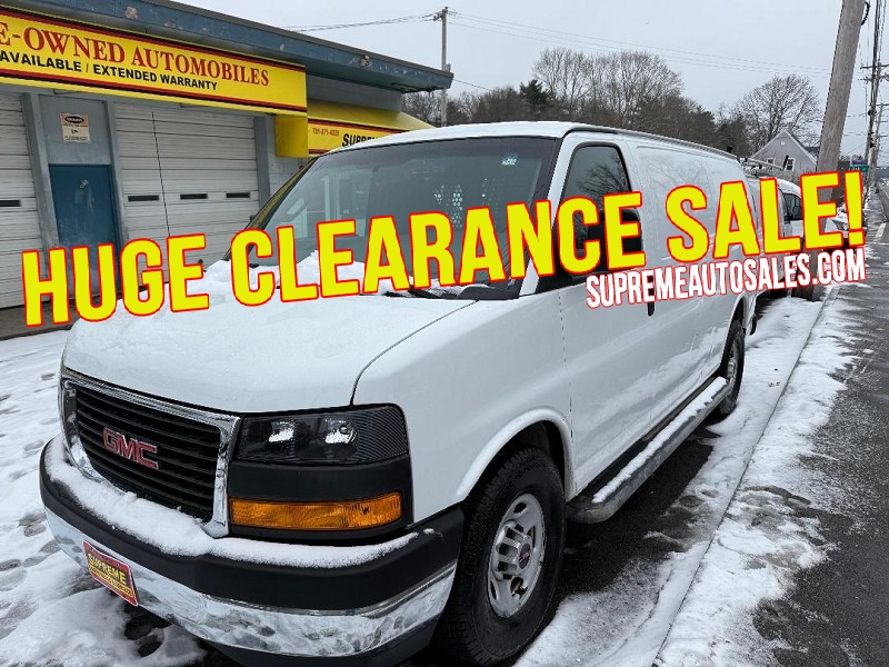 2018 GMC Savana Cargo Work Van's photo