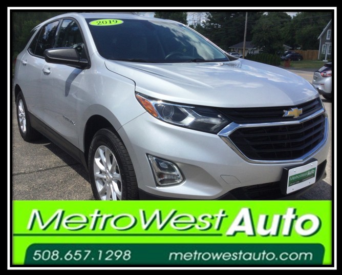Silver 2019 Chevrolet Equinox SUV / Crossover Four-Wheel Drive Automatic