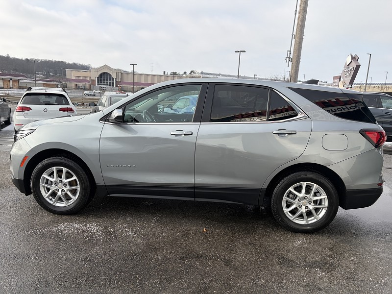 View vehicle photo 5