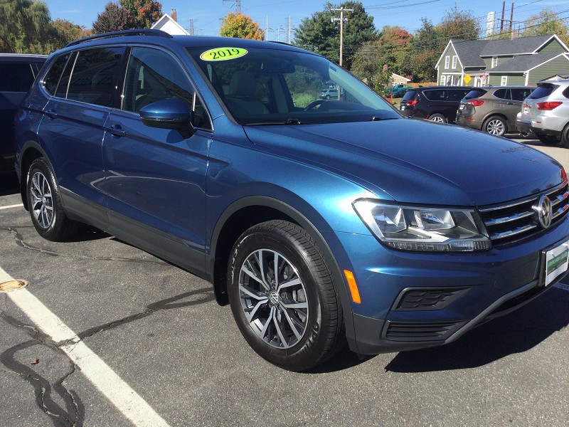 2019 VOLKSWAGEN TIGUAN 2.0T SE 4MOTION