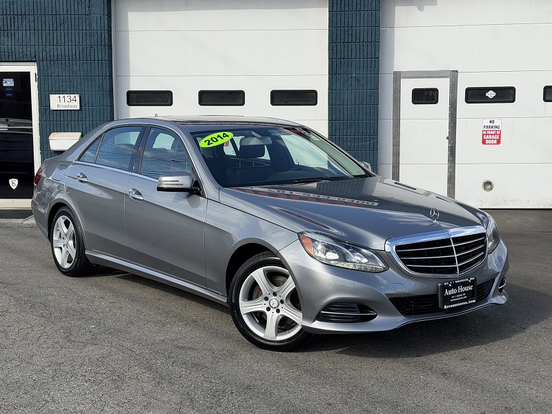 Gray 2014 Mercedes-Benz E-Class E 350 Luxury 4MATIC Sedan All-Wheel Drive Automatic