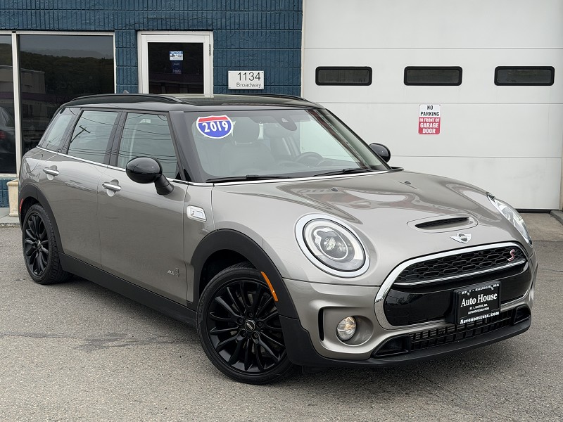 Gray 2019 MINI Cooper Clubman S ALL4 AWD Wagon All-Wheel Drive Automatic