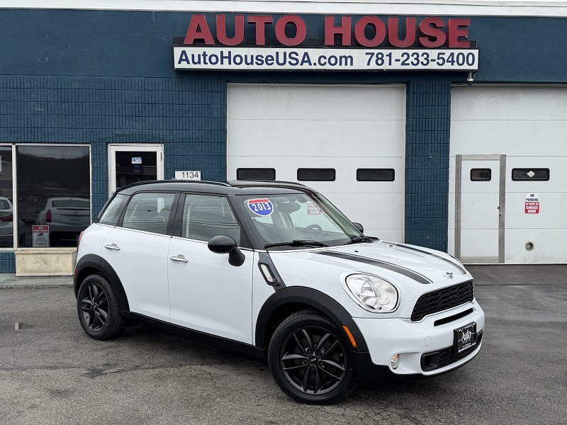 White 2013 MINI Countryman S FWD SUV / Crossover Front-Wheel Drive Automatic