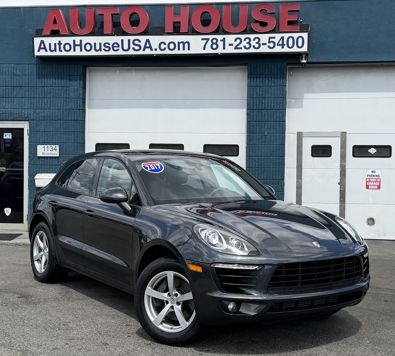  2017 Porsche Macan AWD   