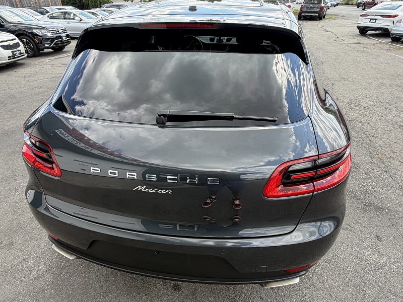 2017 Porsche Macan Base - Photo 10
