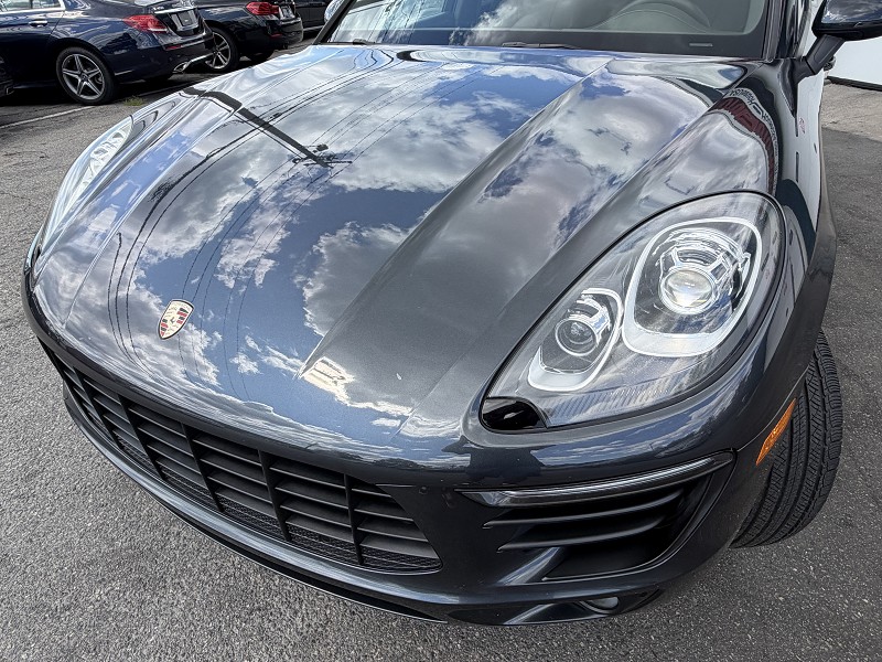 2017 Porsche Macan Base - Photo 11