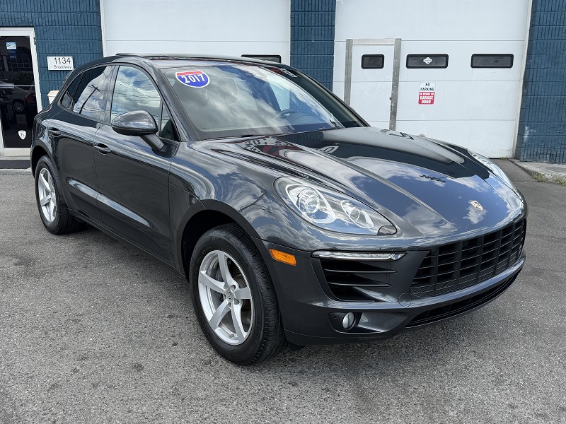 2017 Porsche Macan Base - Photo 13